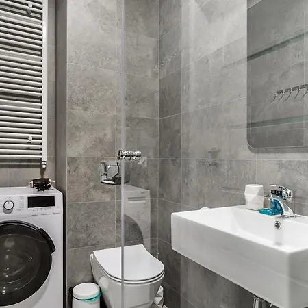 Apartman Shortstaypoland Komputerowa *