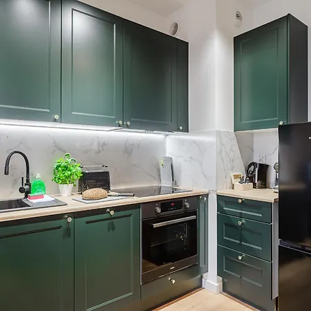 Shortstaypoland Komputerowa *