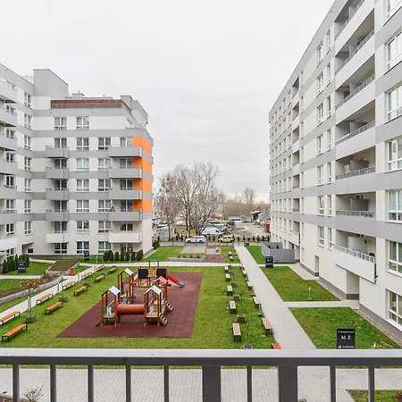 Shortstaypoland Komputerowa * ワルシャワ